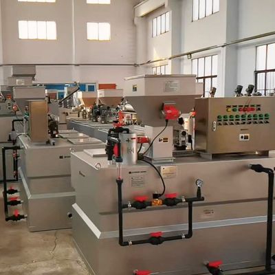 Equipamento de dose baixo ácido do floculante de 2000L/H PAM Automatic Dosing System Chloride