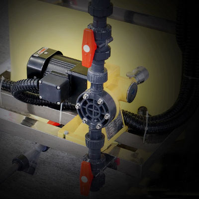 Floculante de dose automático integrado do inibidor da escala do tratamento da água do equipamento