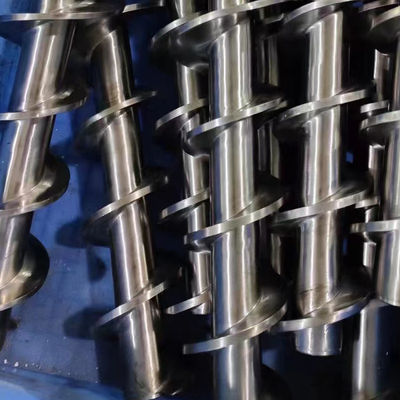 Transportador de parafusos de aço inoxidável de cimento inclinado