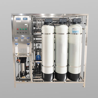 qualidade  500L-1000L Containerized Seawater Ro System Plug Play Fábrica