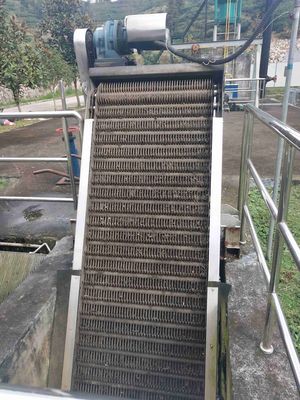 Tela de barra de aço inoxidável mecânica da água de esgoto das águas residuais da tela de barra 3.0KW