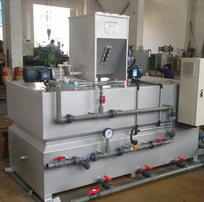 Sistema de dose automático do equipamento do tratamento da água na planta de tratamento de esgotos