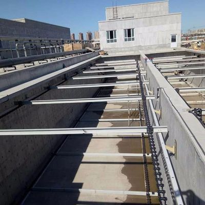 Planta de tratamento de esgotos do comprimento do sistema 18m do raspador de lama da placa de corrente SS304