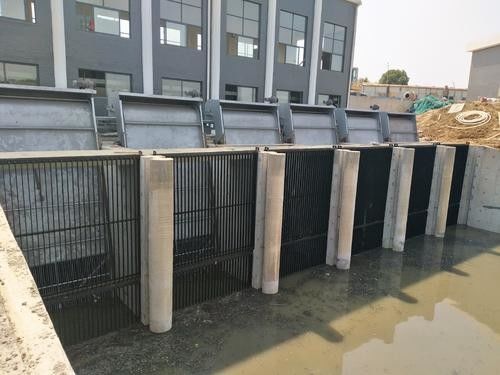 Tela de barra 3.0KW mecânica, águas residuais de aço inoxidável da tela de barra