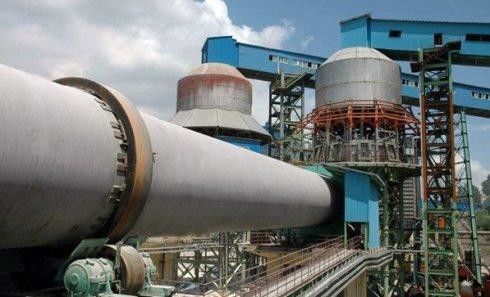 O silo do armazenamento do cal da desinfecção, liga o tanque de armazenamento de aço do cal